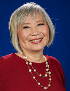 ChewHoong Koh, Sales and Marketing Strategist, is the founder of Align Enroll. ChewHoong Koh shown smiling in headshot.